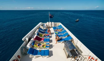 sun-deck-turks-and-caicos-explorer-2-explorer-ventures-liveaboard-diving